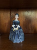 Royal Doulton "Cherie" HN2341 Figurine - Beautiful Condition