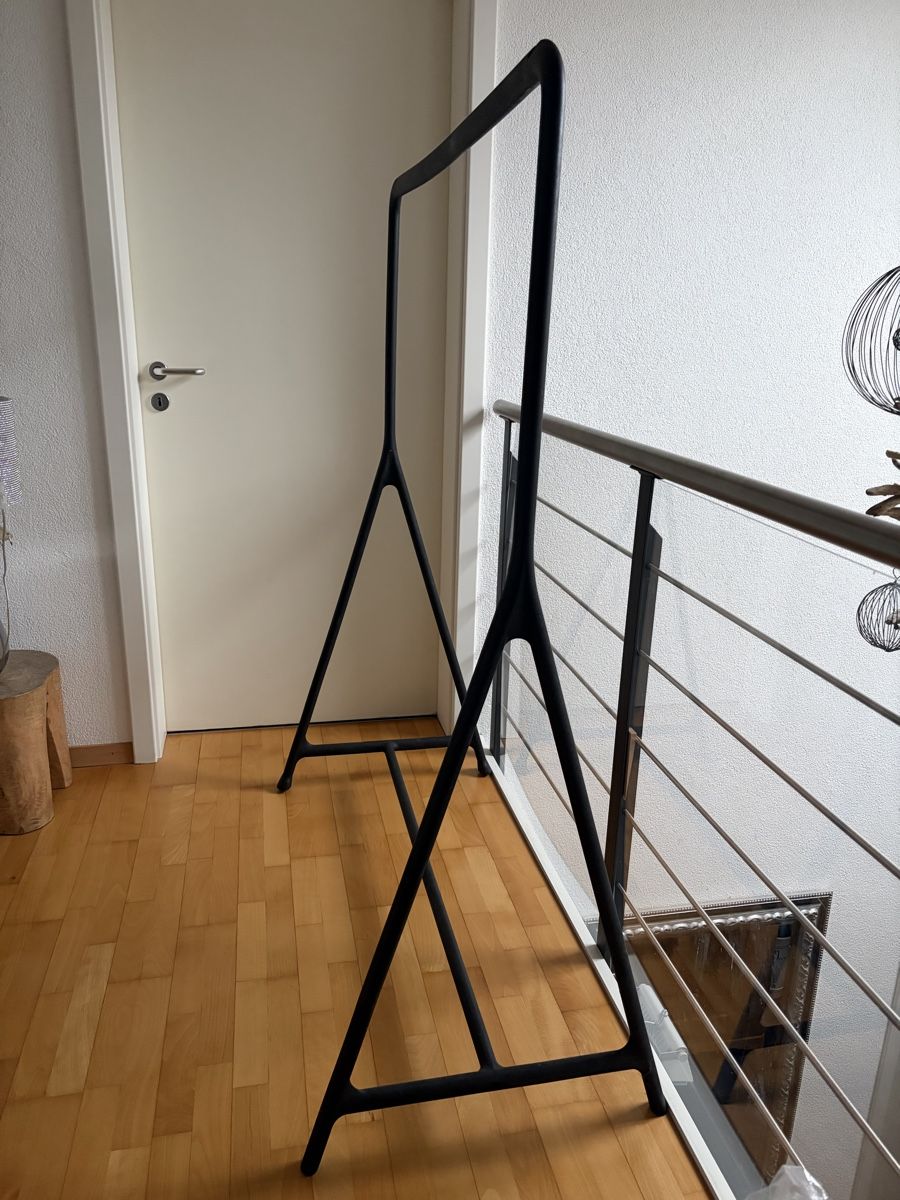 Ikea Guardaroba: IKEA Turbo Kleiderständer schwarz – Usato da Amlikon-Bissegg venduto da Semi.B. 1