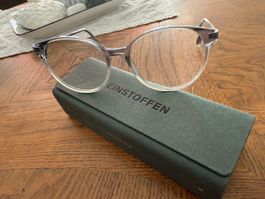 Brillengestell einstoffen