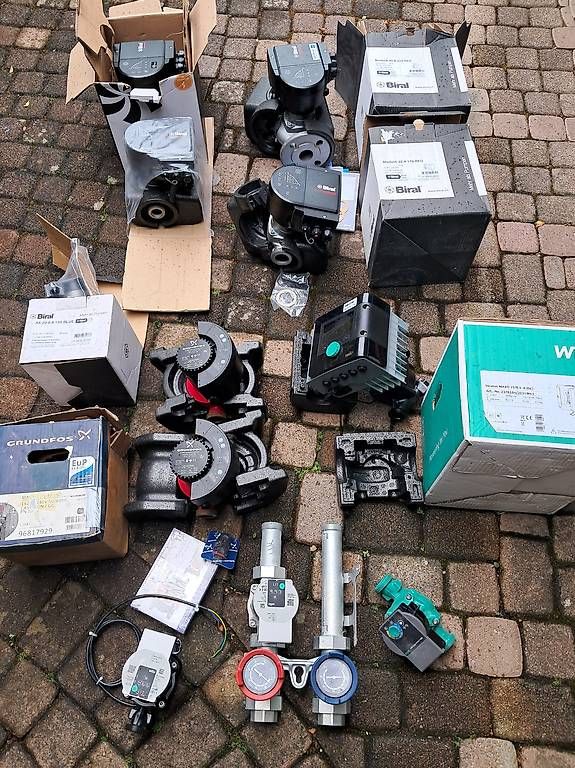 Grundfos Riscaldamento: Heizungspumpe – Nuovo (secondo la descrizione) da Biberstein venduto da precious010