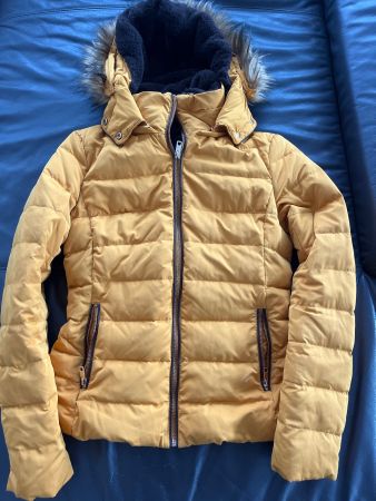 Schöne gepflegte Daunenjacke