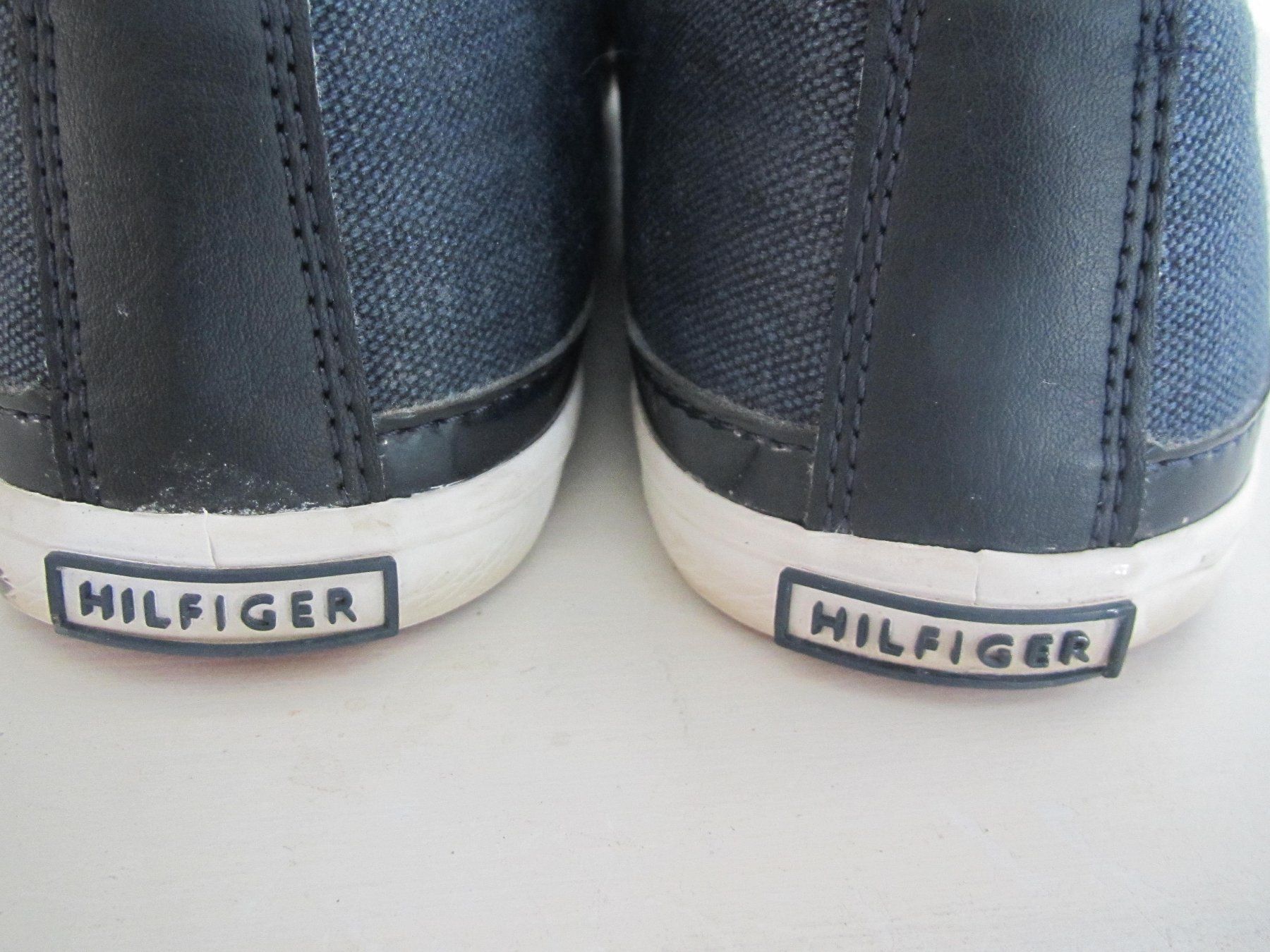 Tommy Hilfiger Scarpe da donna: BASKETS TOMMY HILFIGER – Usato da Murten venduto da Selliot 5