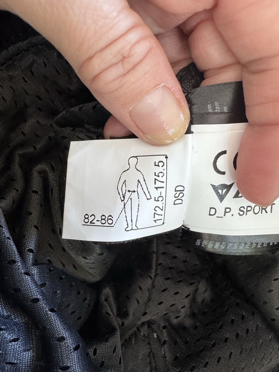Ducati Pantaloni: Motorrad Ducati Lederhose Grösse 48  – Usato da Niederbüren venduto da Oetschli 6