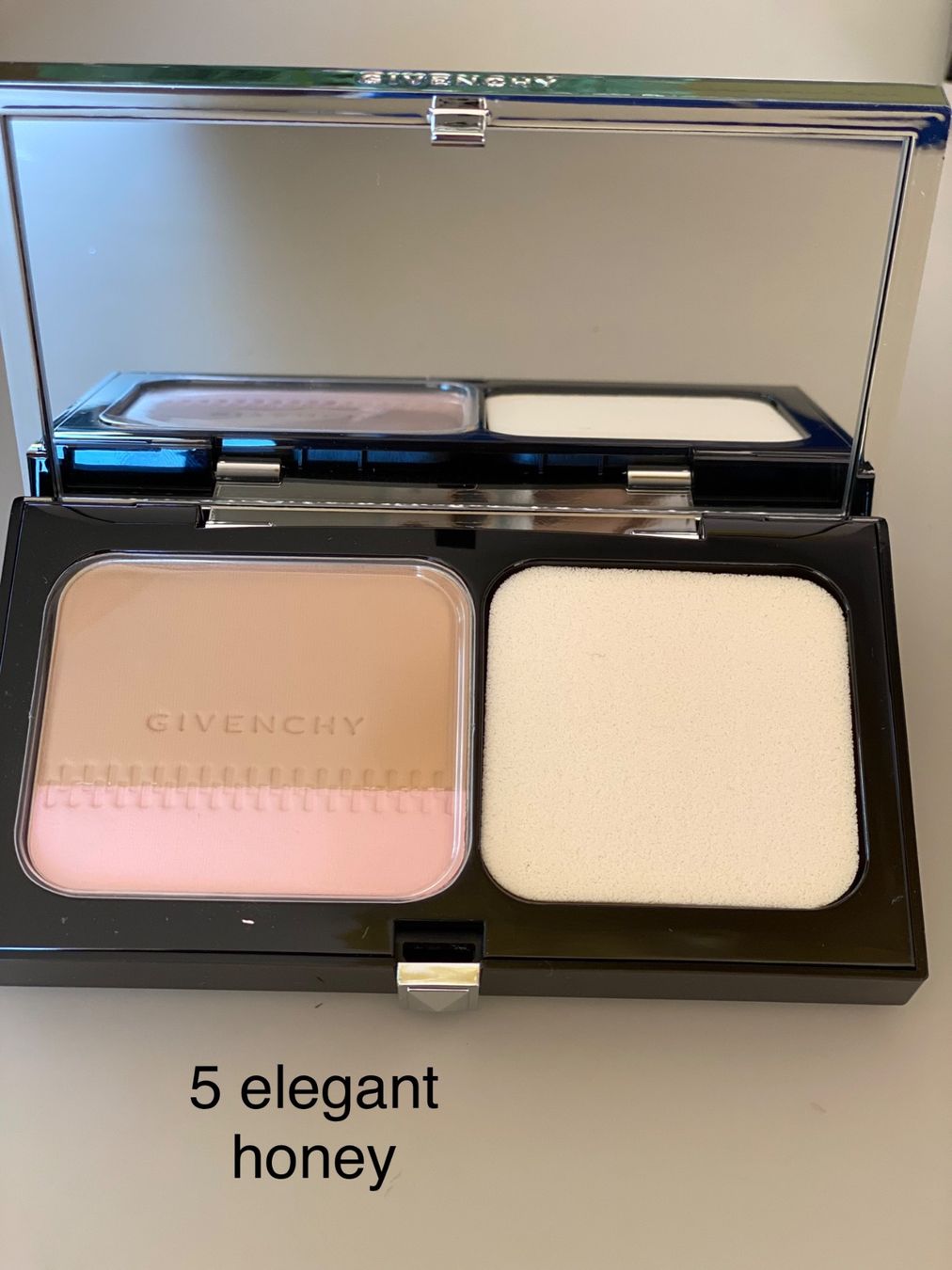 Givenchy Make-up: Givenchy Prisme Visage – Nuovo (secondo la descrizione) da Pully venduto da Natala