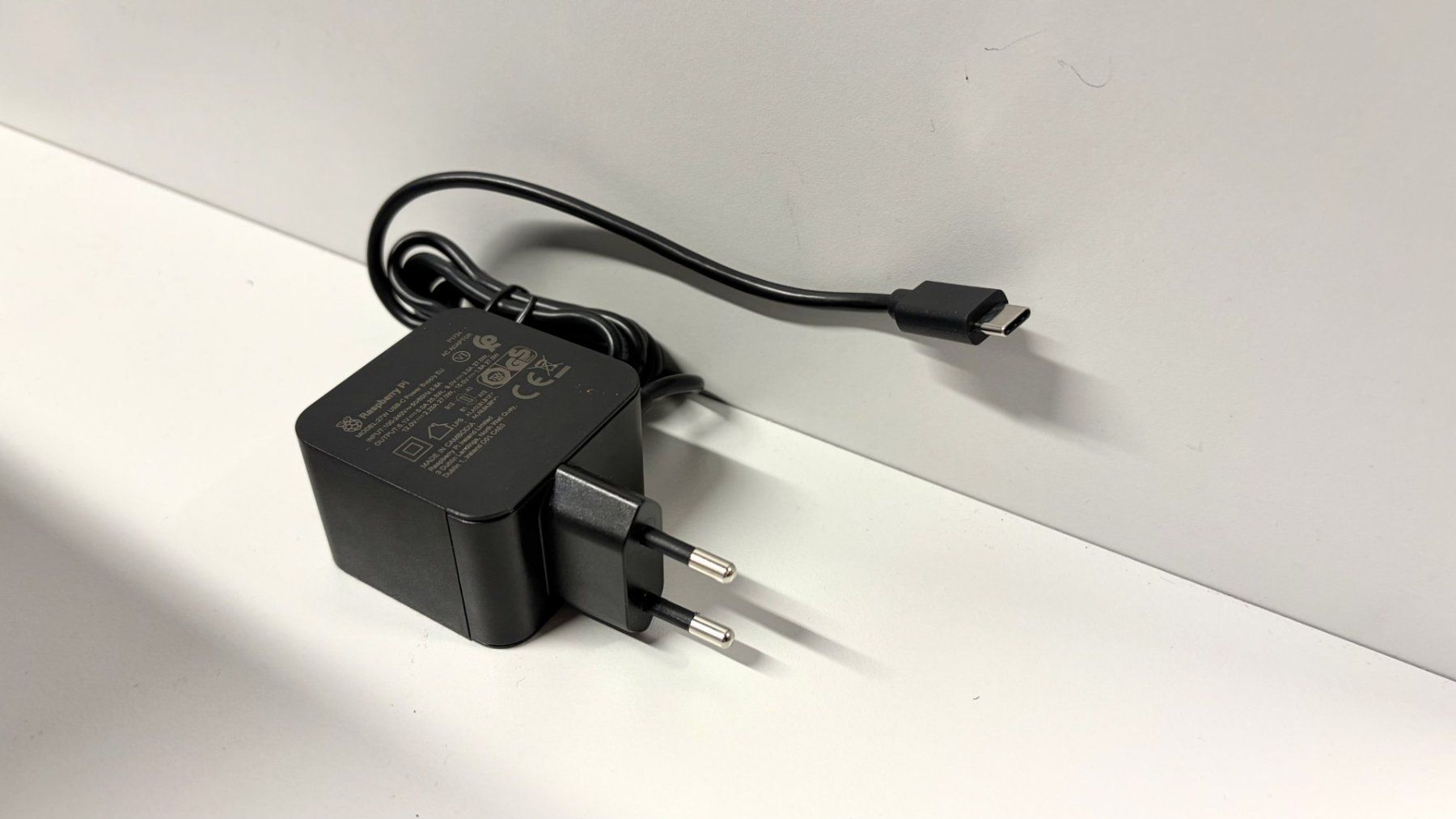 Raspberry Pi PC: Raspberry Pi 5 8GB mit Aluminium Gehäuse – Usato da Amriswil venduto da medialoft 7
