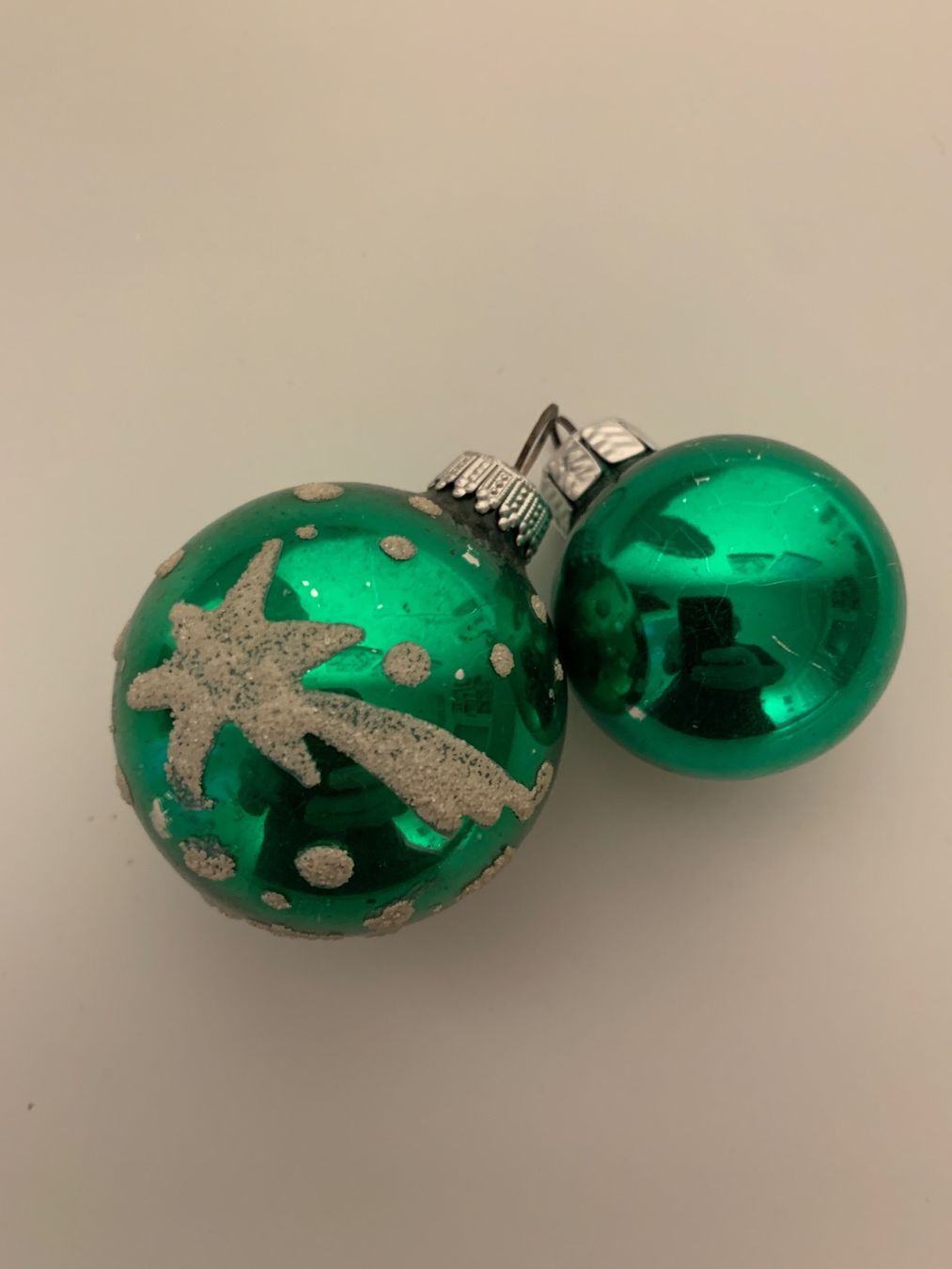 Tutte le decorazioni: Christbaumschmuck grüne Kugeln – Usato da Luzern venduto da Tlubrr 1