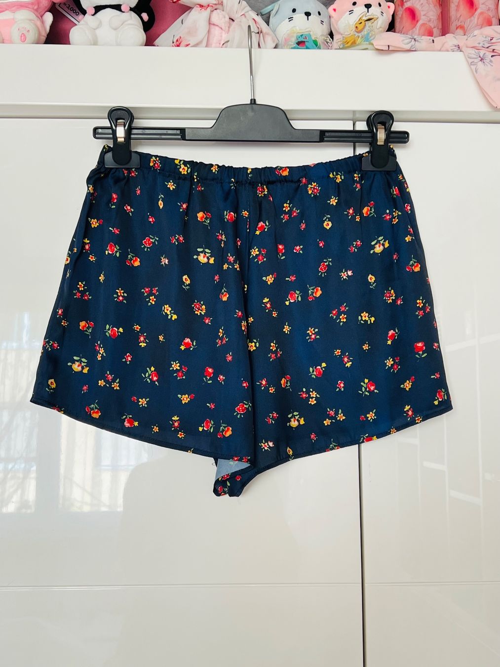 Zara Pantaloni: Kurzehosen von Zara – Usato da Tagelswangen venduto da fireiceprincess 1