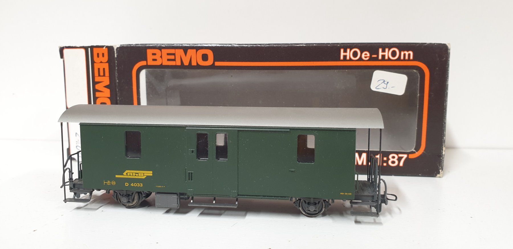 Bemo Modelleisenbahnen: Bemo RhB Gepäckwagen – Gebraucht aus Geroldswil von TopTrain54