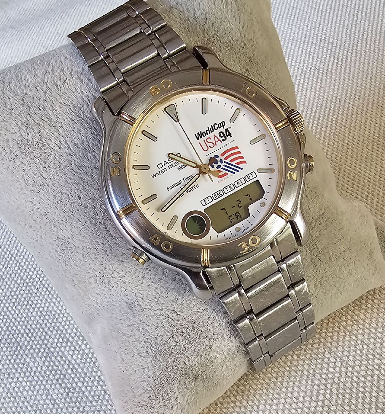 Casio Orologi: CASIO ELEGANTE HERRENUHR 39.5MM – Usato da Speicher venduto da Lemore 1