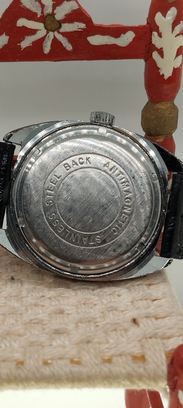 Orologi: Montre pax – Usato da La Chaux-de-Fonds venduto da jac_9llg 7