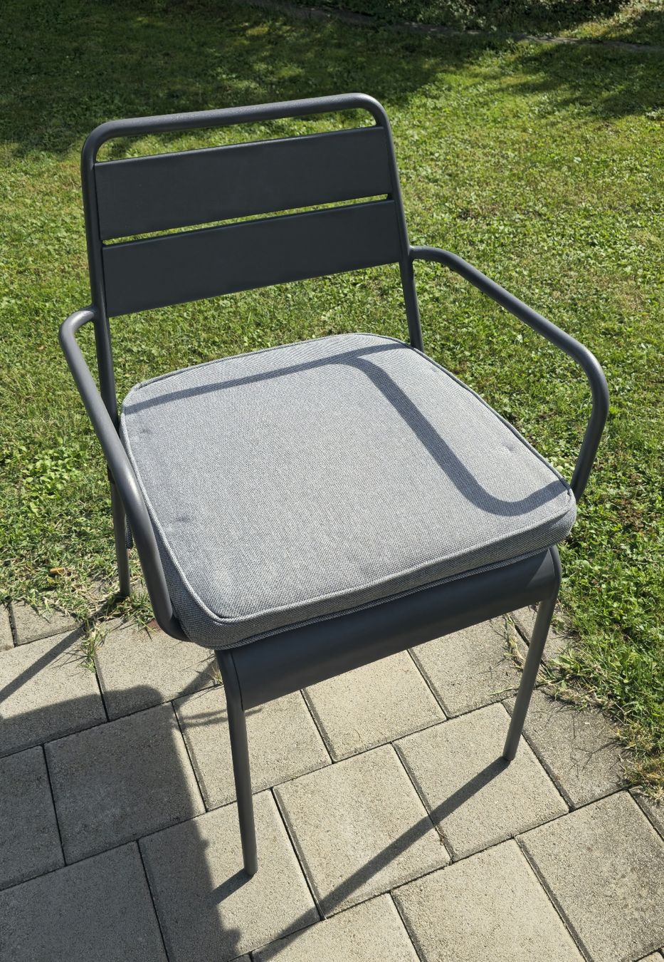 Tische: Gartentisch mit 4 Stühlen – Gebraucht aus Etzgen von VierRingeA6 4