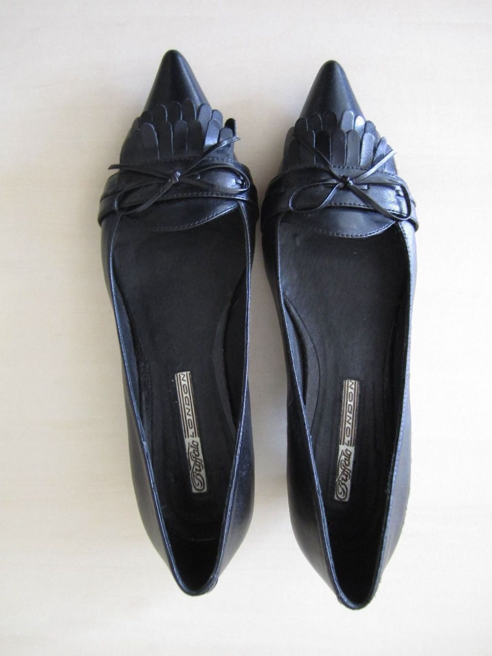 Buffalo Scarpe da donna: Ballerines en cuir – Usato da Lausanne venduto da Kmm03