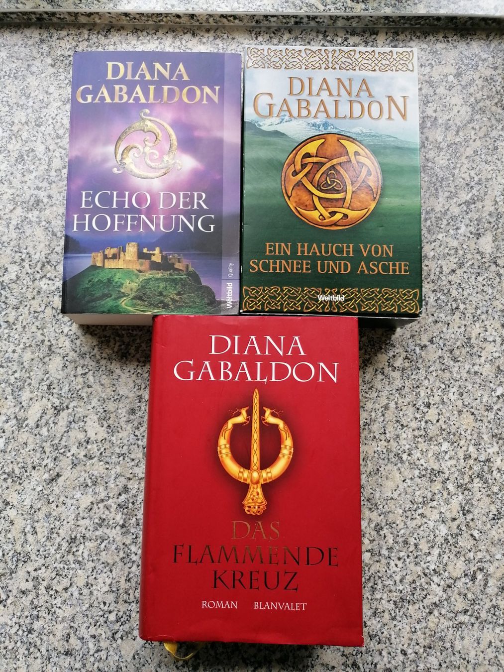 Libri: Diana Gabaldon Bücher – Usato da Wädenswil venduto da bas_yfh5