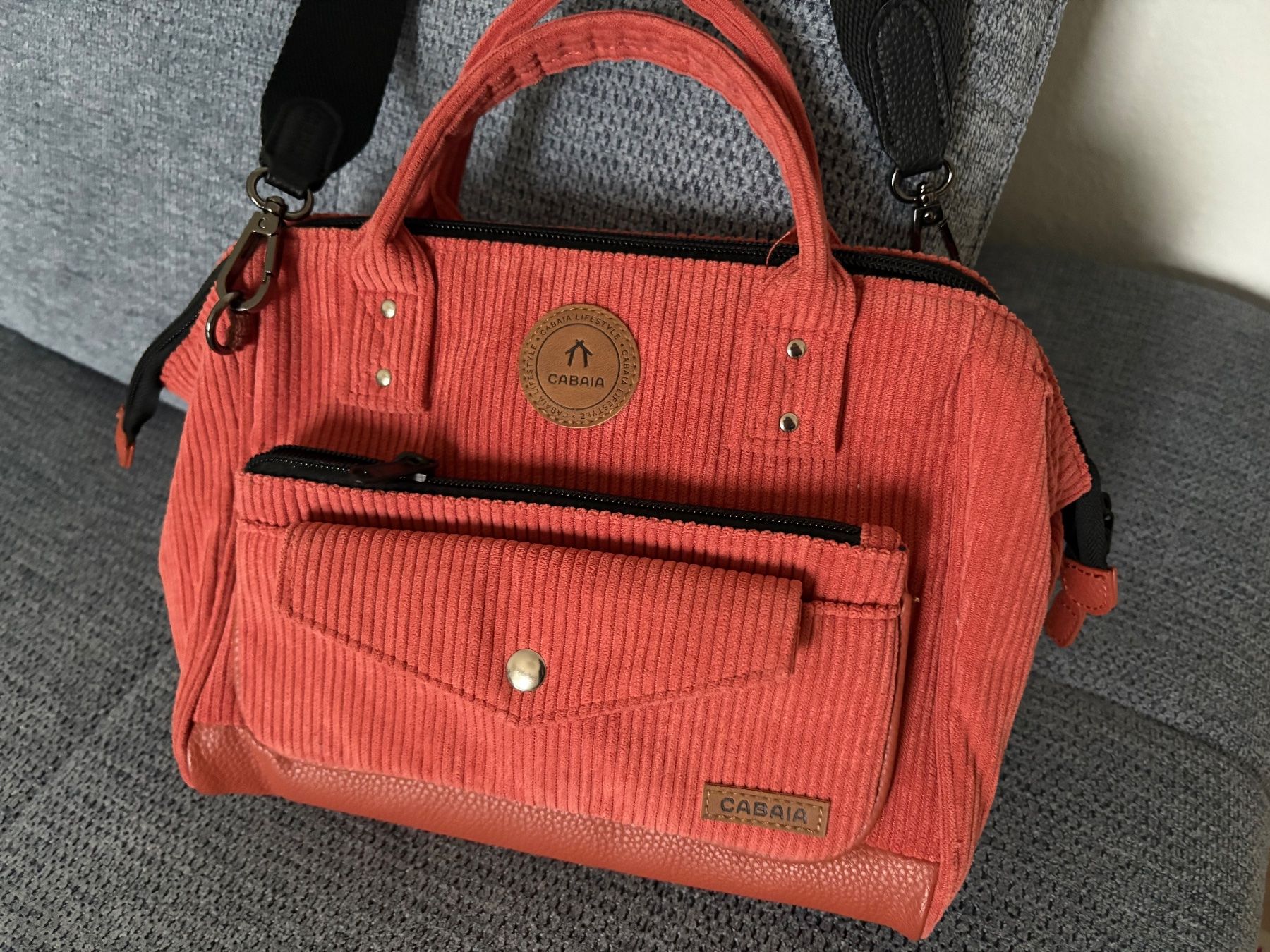 Borse da donna: Sac à main CABAIA neuf – Nuovo e nell'imballaggio originale da Peseux venduto da Huna12