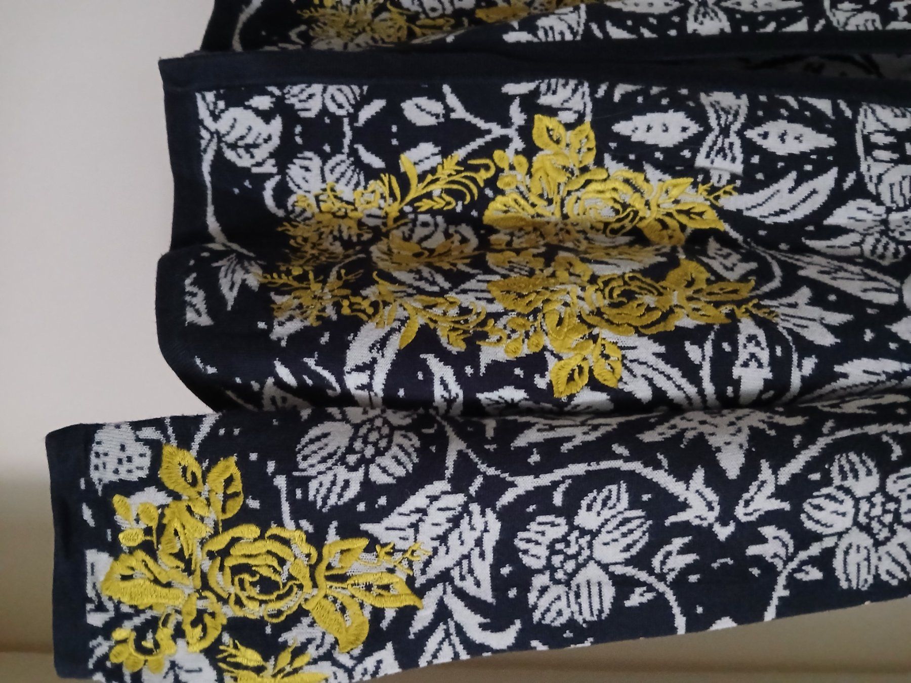 Jacken: Monsoon Strickjacke M 40 Dunkelblau – Gebraucht aus Zürich von ast_8nph 2