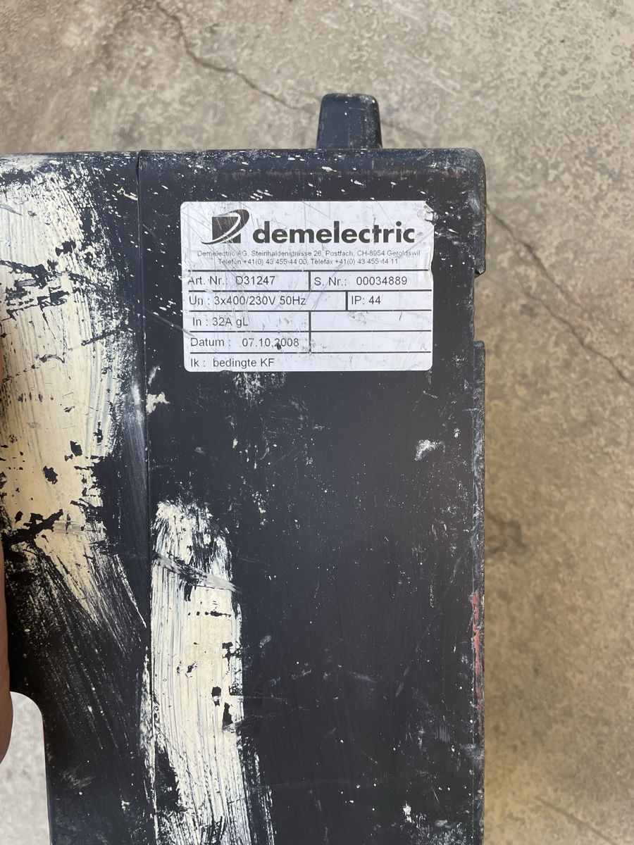 Electrotechnique: Baustromverteiler – D'occasion à Eschenbach SG par Roger-Fuss 4