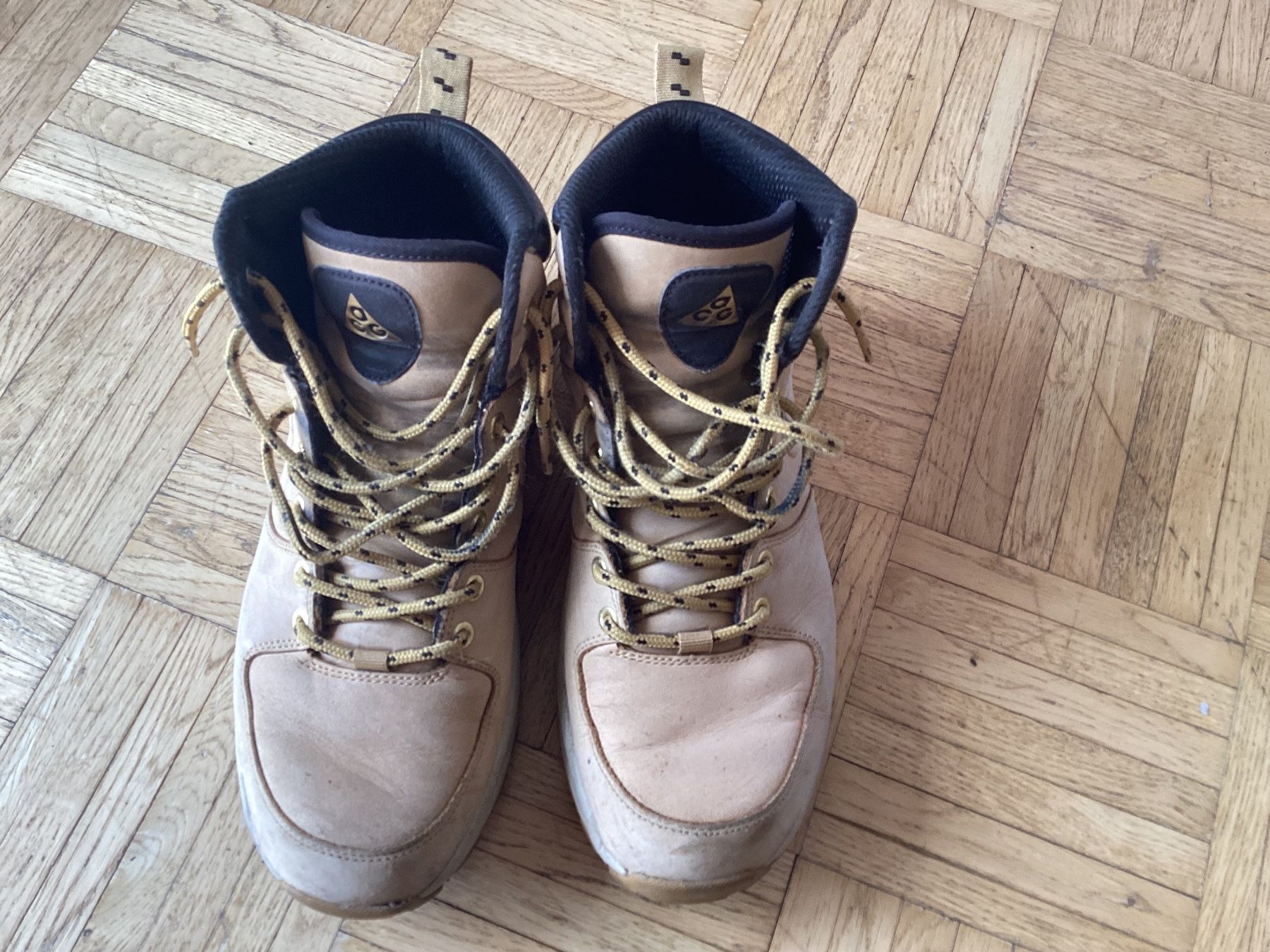 Nike Scarpe da uomo: Nike Manoa ACG Grösse 9  42,5 – Usato da Schleitheim venduto da Pi3.14 1