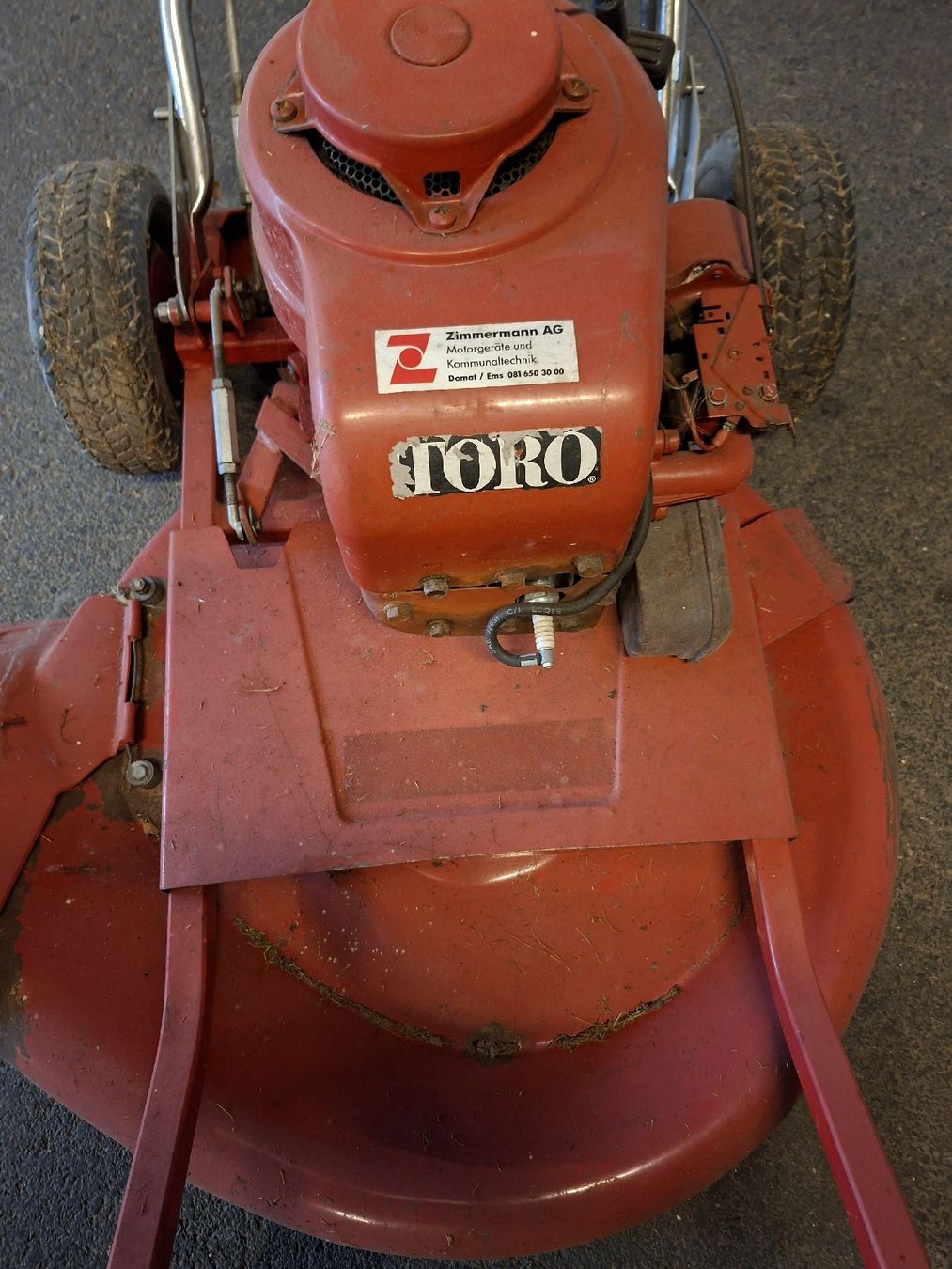 Toro Tondeuses à gazon: Robuster Toro Profi-Rasenmäher / Achslenker  – D'occasion à Chur par _k9s5 2