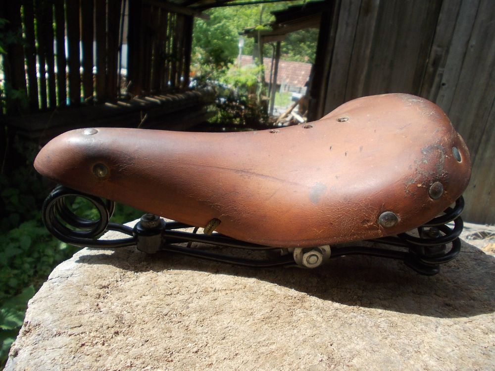 Pezzi di ricambio: Original MILITÄRVELO SATTEL Jahrgang 1982 zu Ordonnanzrad 05 – Usato da Gsteigwiler venduto da HORMIGA21 4