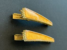 Elegante goldfarbene Haarspange mit Bernstein-Optik