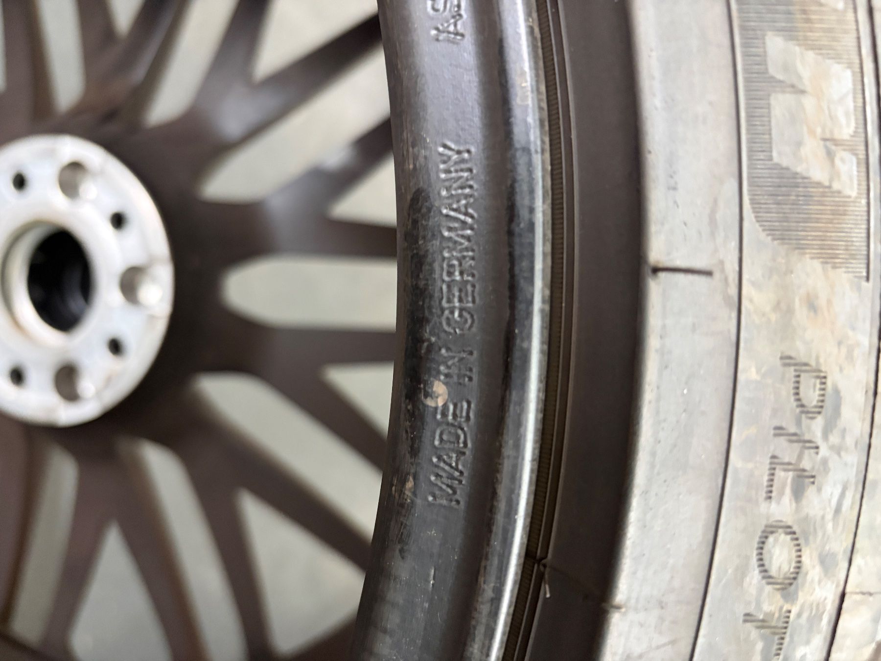 Mercedes-Benz Cerchioni: AMG originelle Felgen 21" – Usato da Oberengstringen venduto da Titina90 9