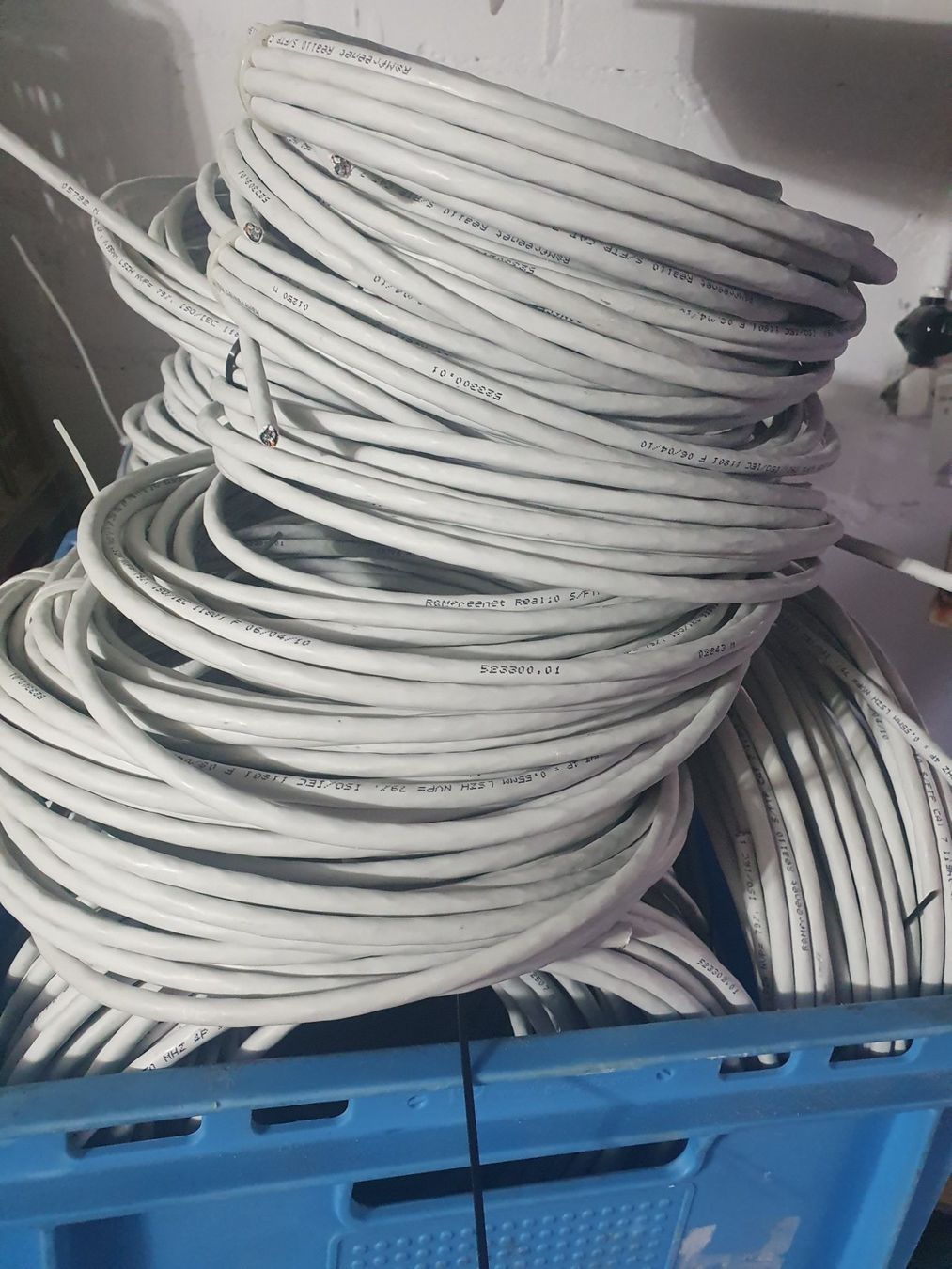 Cavi: LAN Verlegekabel Datenkabel Kat7 Cat7 8m UKV      Menge? – Usato da Zürich venduto da eymen20