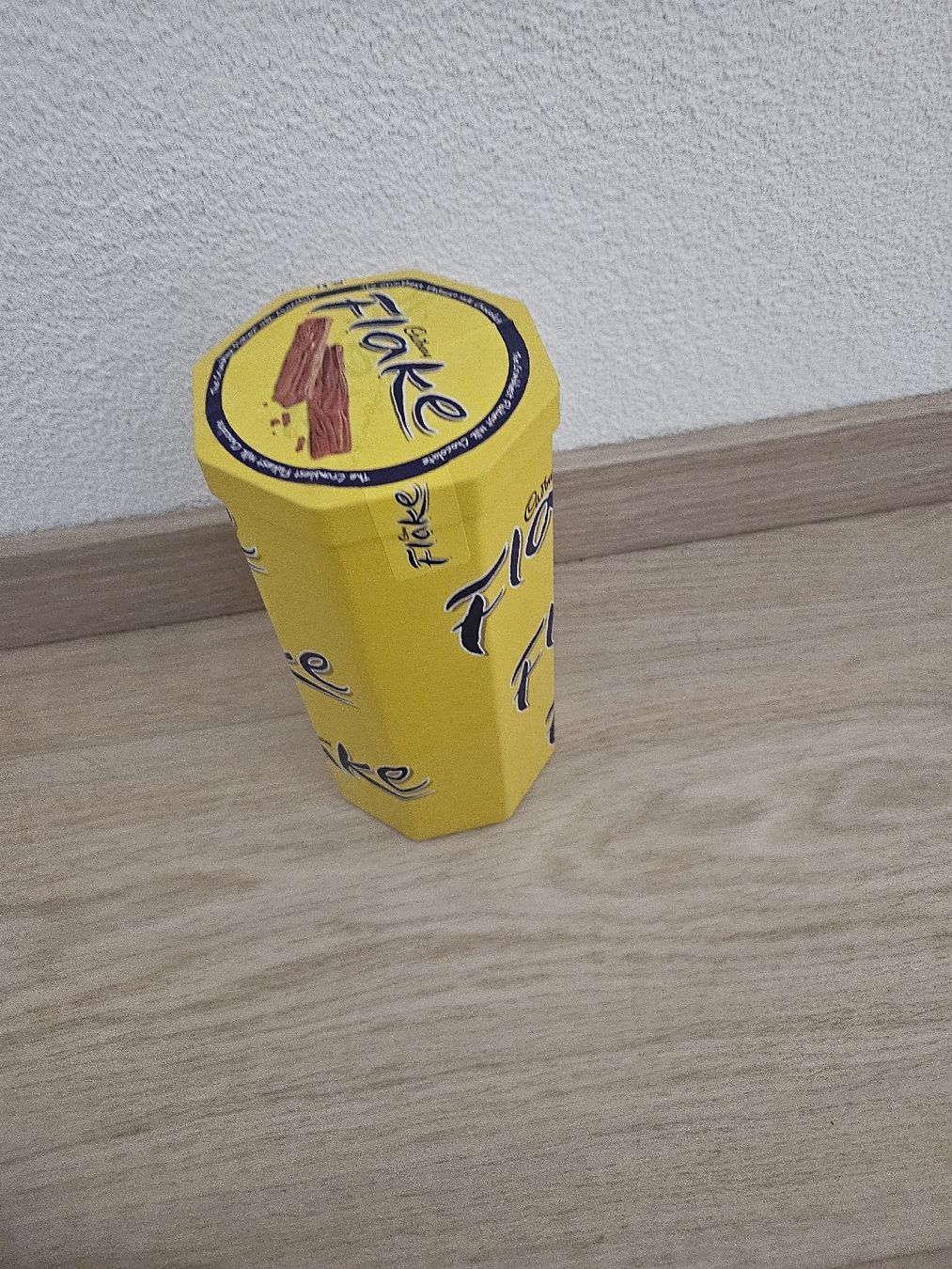 Barattoli: Boîte métallique Cadbury Flake – Usato da La Joux FR venduto da car_ck96 2