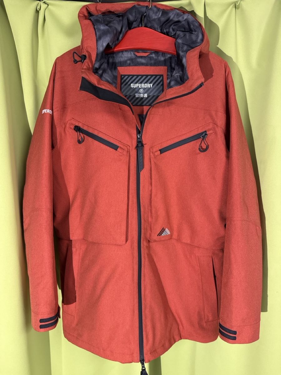 Superdry Vestes: Giacca da sci Superdry arancione come nuova – D'occasion à Bioggio par Kim1974