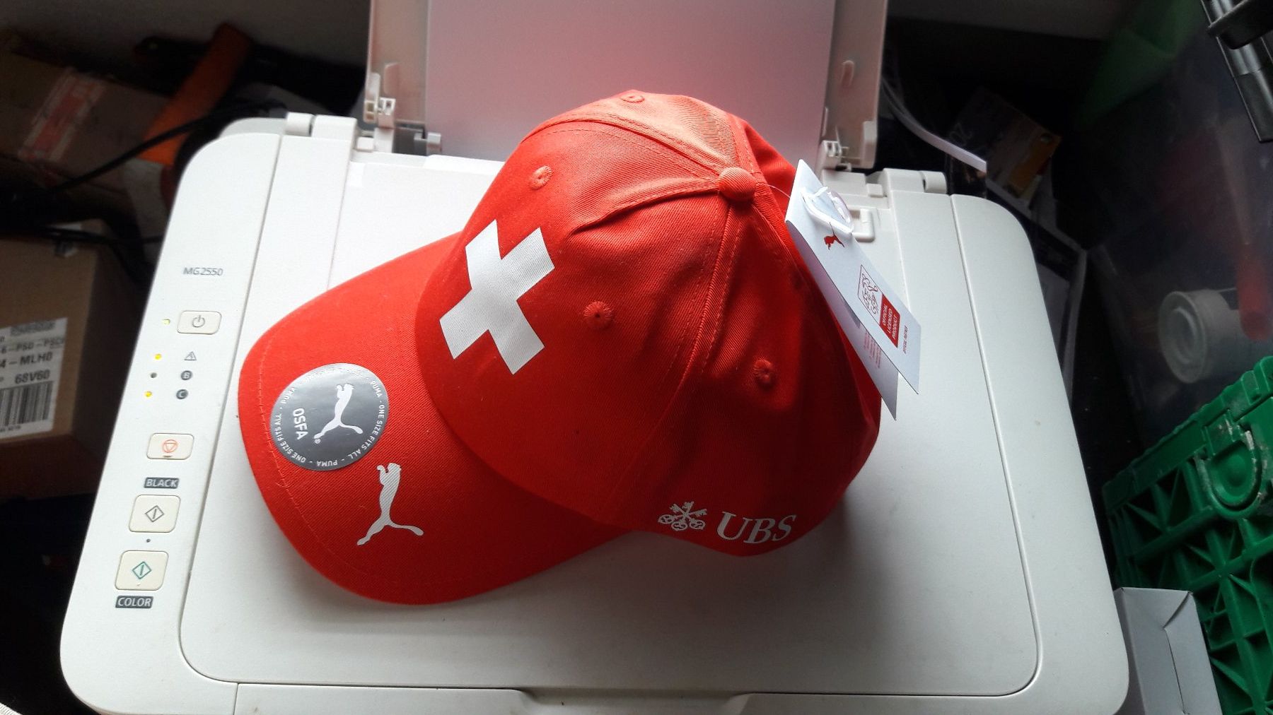 Hüte, Mützen & Caps: Puma Schweiz Kappe – Neu (gemäss Beschreibung) aus Laufen von Mann455