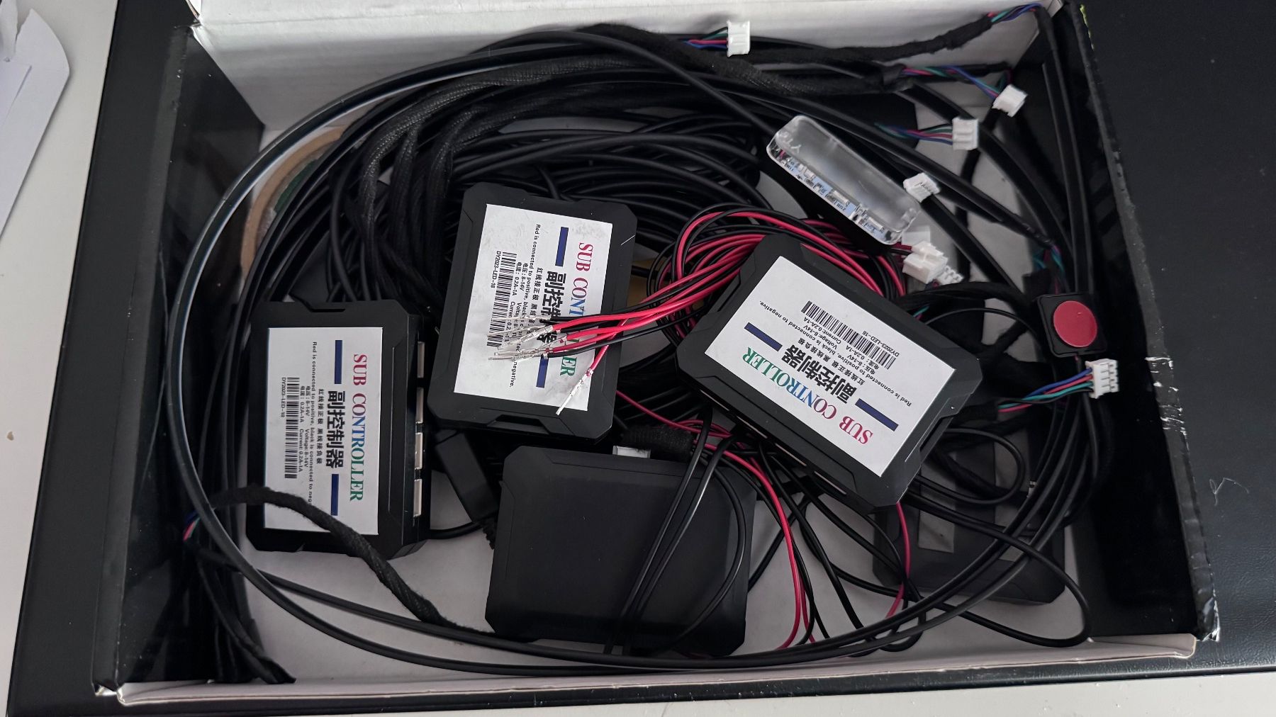 Lampen: Fahrzeug Innenbeleuchtung LED System – Neu und originalverpackt aus Wolfhausen von ResalePoint 1
