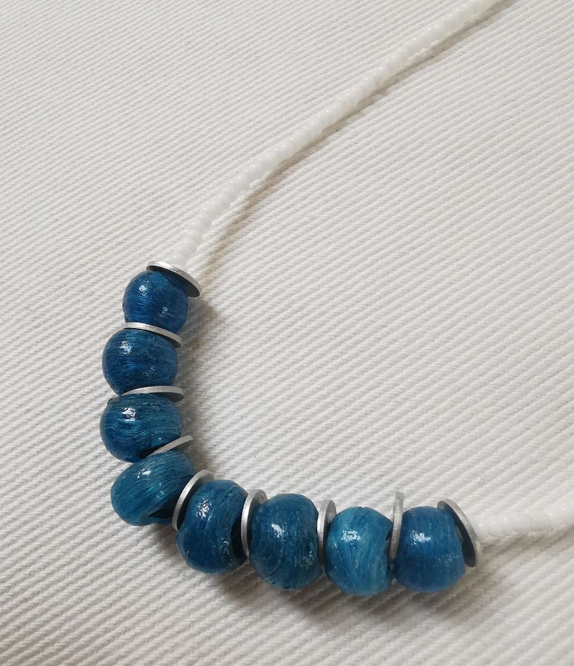Catenine: Blau - weisse Halskette – Usato da Obergerlafingen venduto da Sigus 1