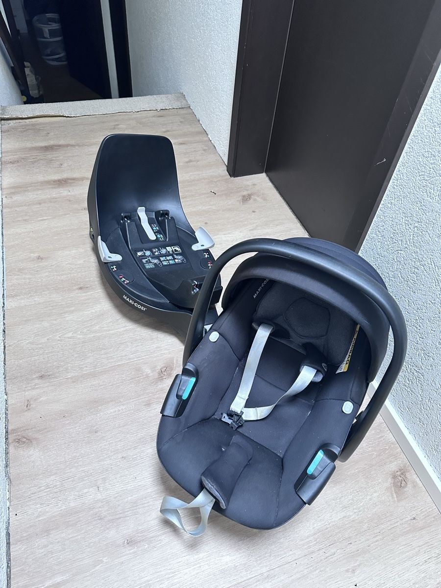 Maxi-Cosi Seggiolini per auto: Maxi Cosi Pebble 360 mit Isofix Basis – Usato da Tägerig venduto da Unbekannt5522 1