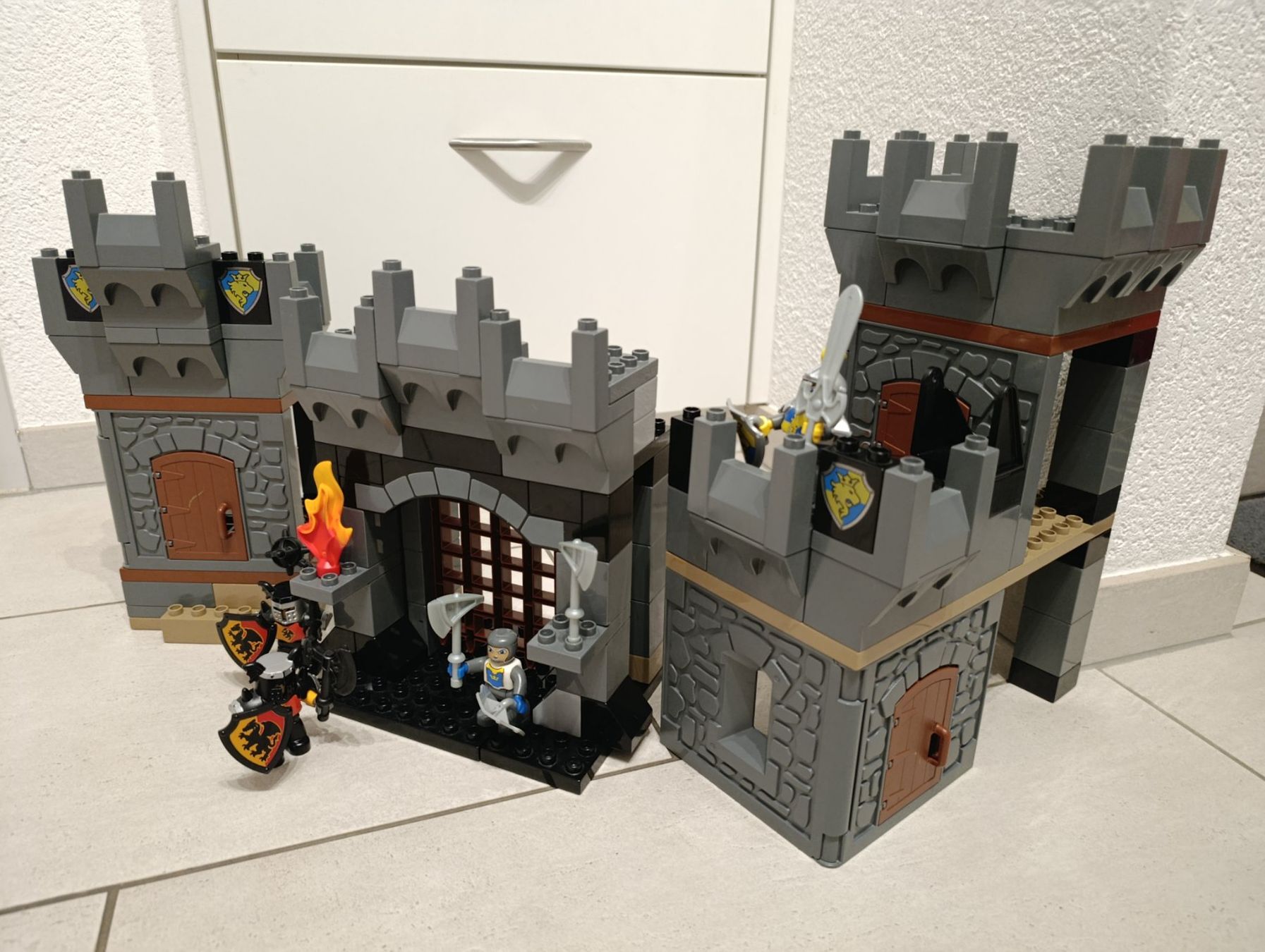 Lego Giocattoli: Lego Duplo grosse Burg – Usato da Münchwilen TG venduto da Ingi5 7