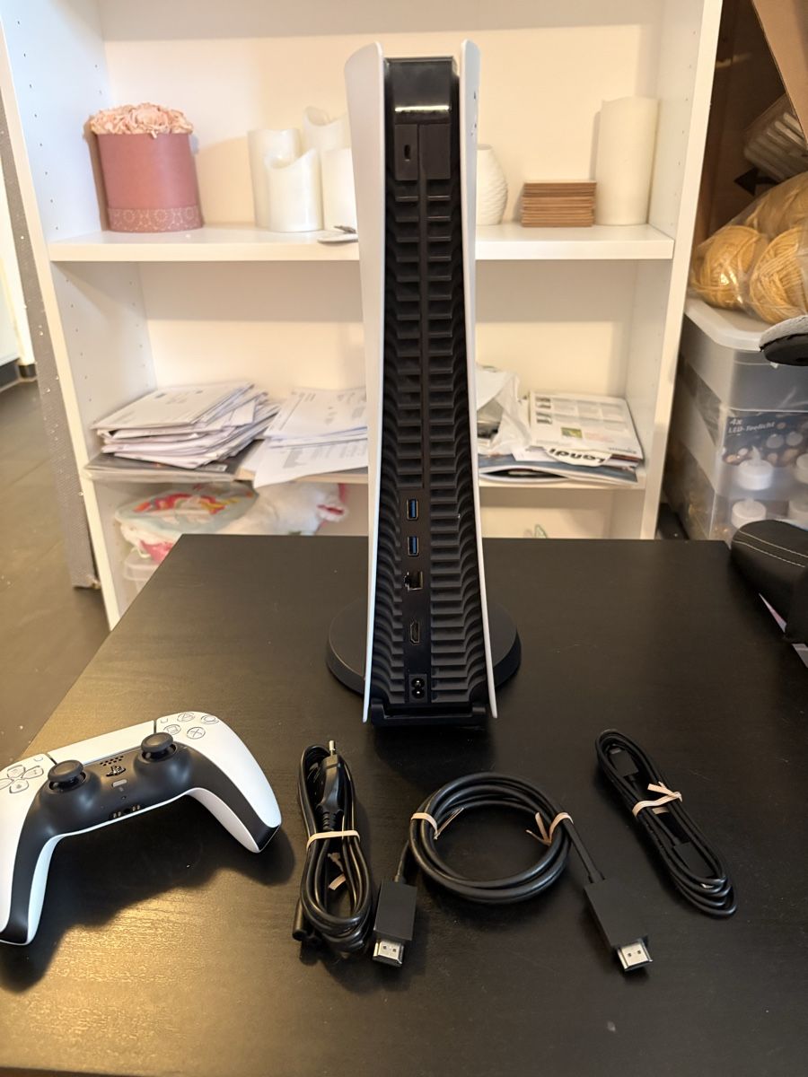 Sony Konsolen: PS5 Digital Edition – Gebraucht aus Basel von alisha.beuggert 4