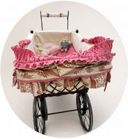 Antiker Puppenwagen