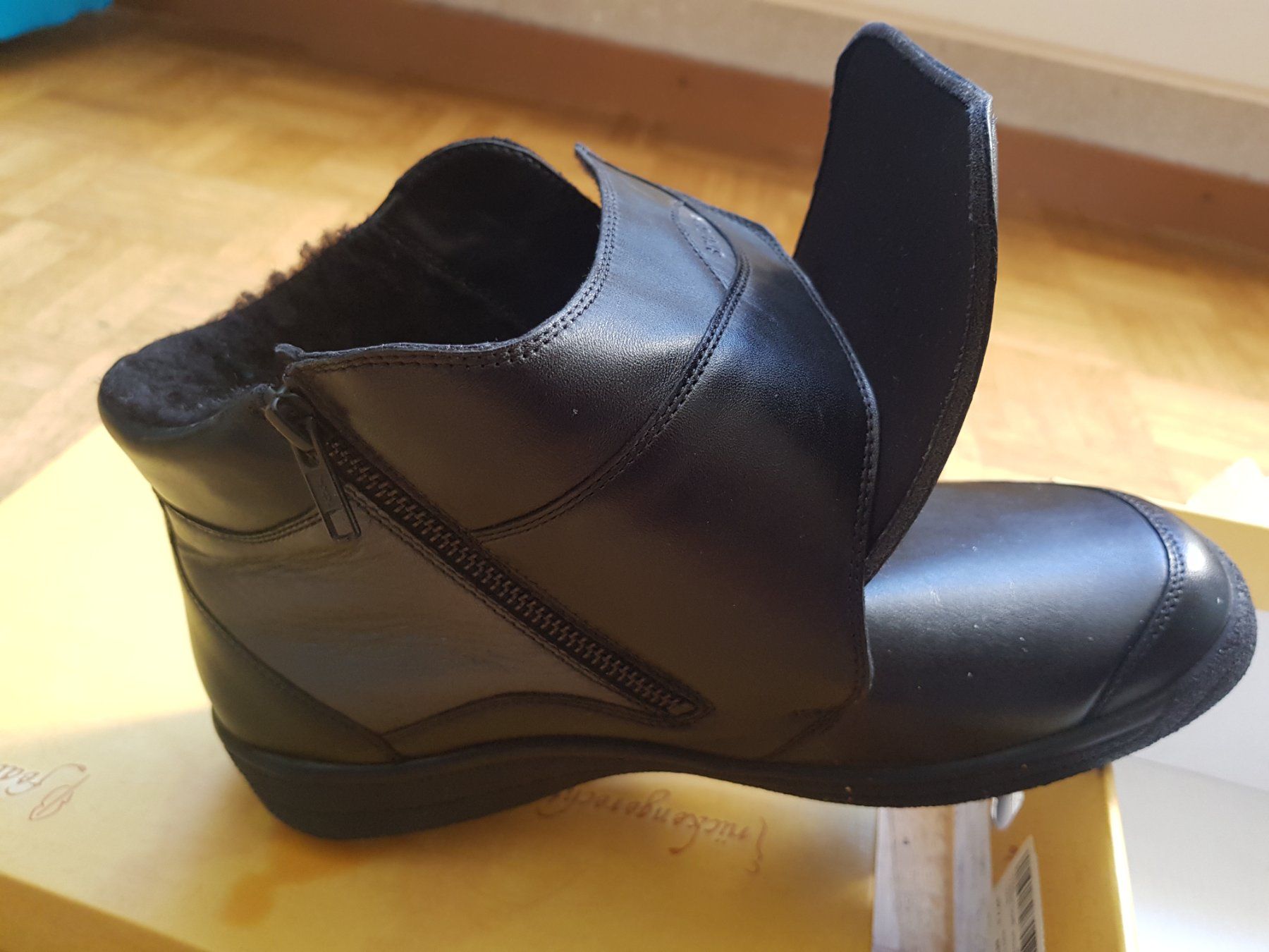 Scarpe da donna: Orthopädische, bequeme Schuhe – Usato da Heimberg venduto da Cpidu 6