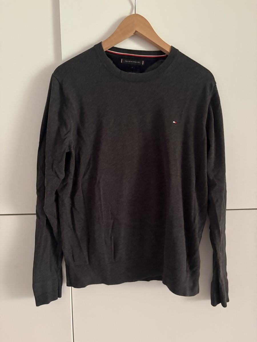 Tommy Hilfiger Pullover & Sweatshirts: Pull Sweat Tommy Hilfiger gris foncé Taille L  – Gebraucht aus Pully von kaba07
