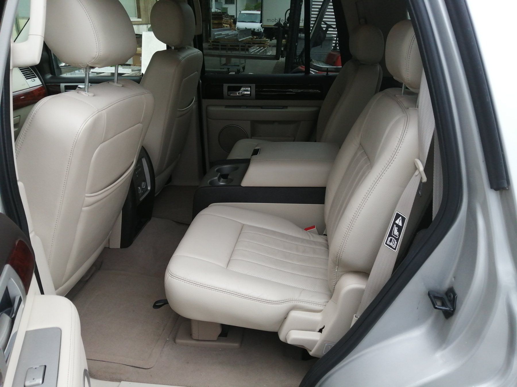 Automobili: Lincoln Navigator – Usato da Wildegg venduto da Enginev8 6