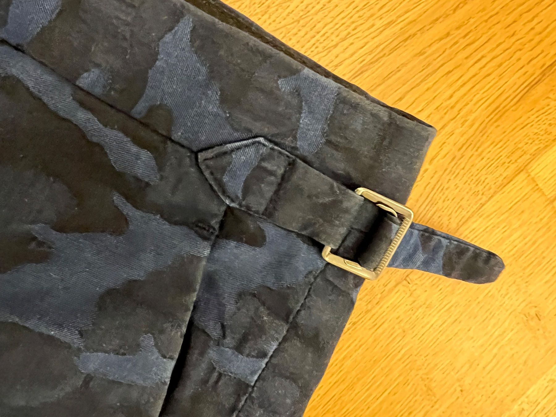 H&M Pantaloni: Shorts Blau Camouflage – Usato da Altendorf venduto da wqv_97 2