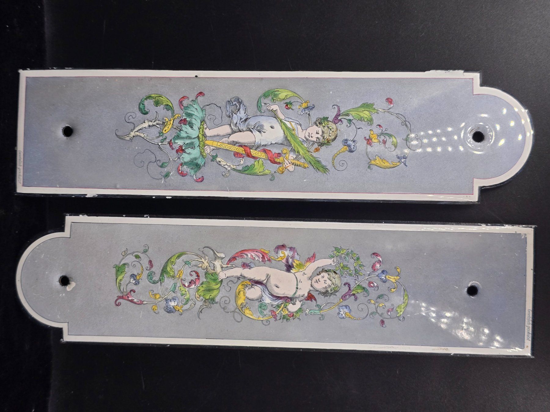 Insegne: 2 Metallschilder mit Emailbemalung – Usato da Rorschacherberg venduto da snOOpydOg11 5