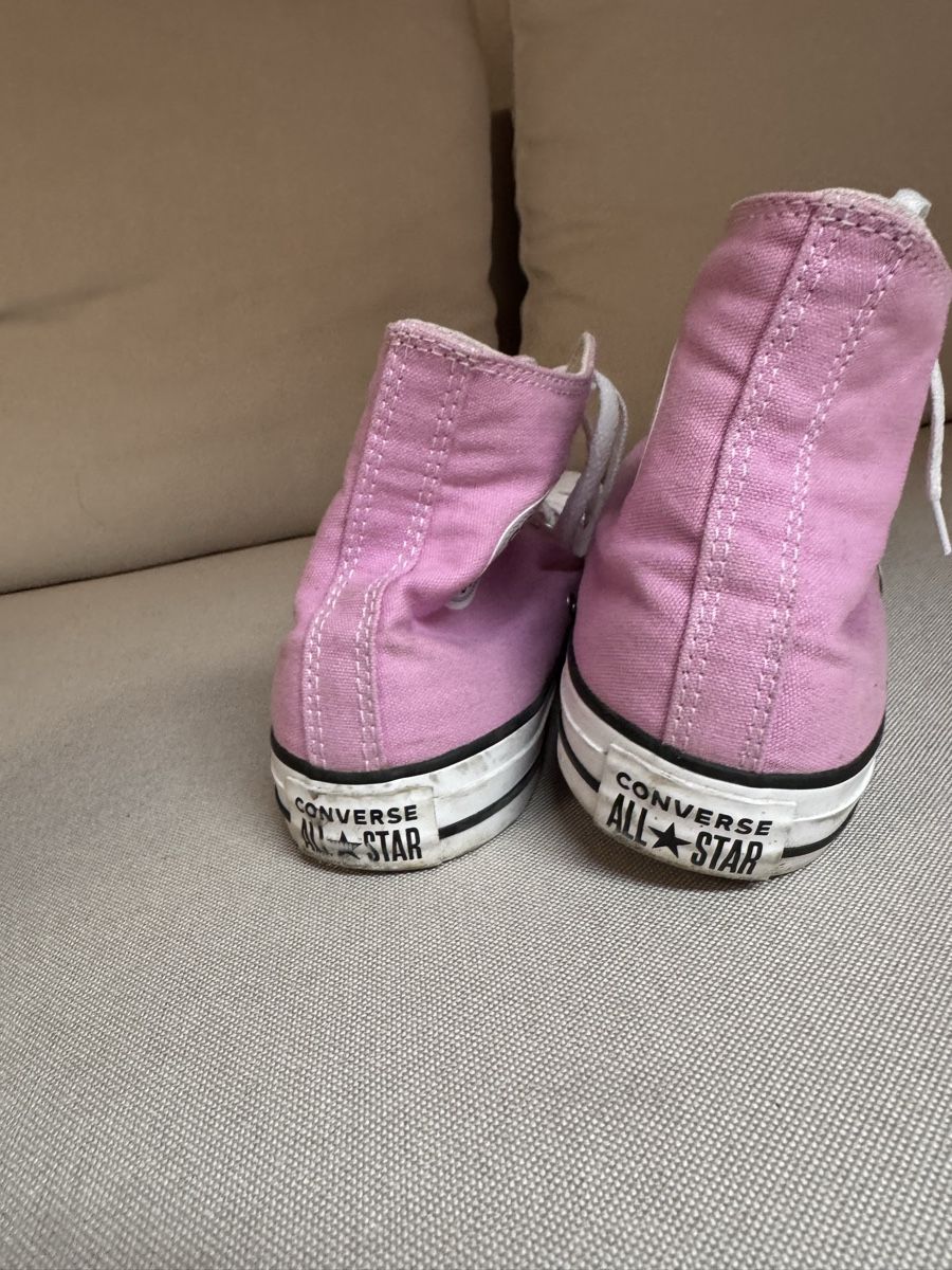 Scarpe da uomo: Converse roses taille 41.5 – Usato da Auvernier venduto da big_7srg 1
