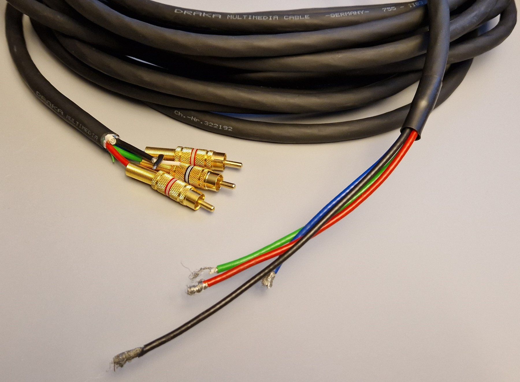 Cavi: 10m Multimedia Monitorkabel VGA von Draka – Usato da Nürensdorf venduto da Jx3p 1
