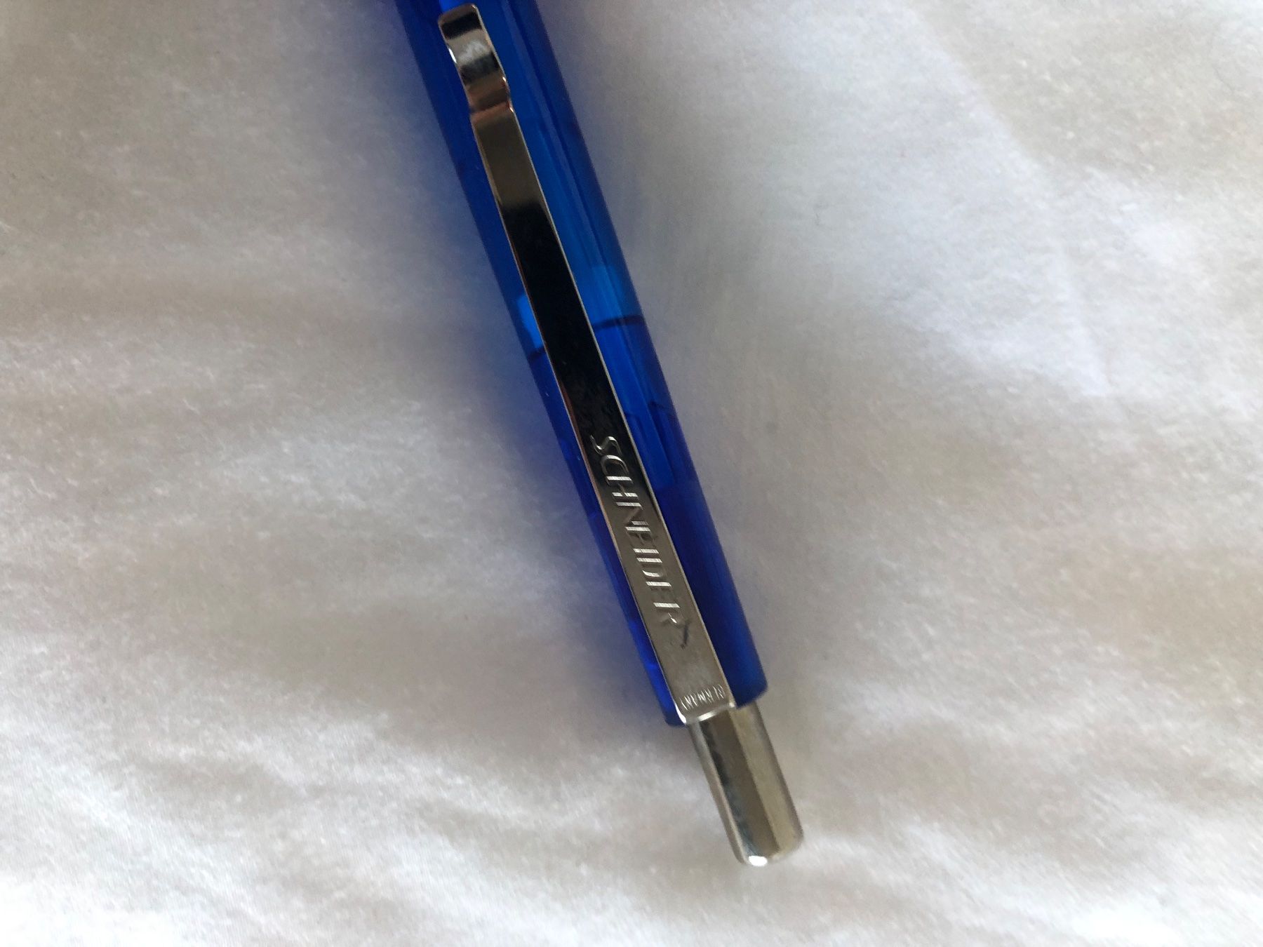 Schneider Stifte & Marker: Blauer Kugelschreiber von Schneider – Neu (gemäss Beschreibung) aus Basel von anna123456789 1