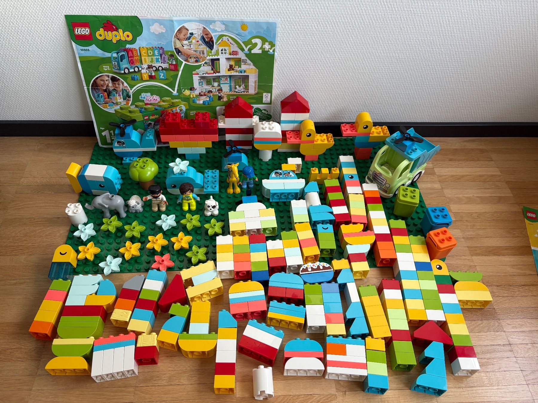 Lego Statuette: Lego Duplo Steine Sammlung – Usato da Zürich venduto da Schnexi