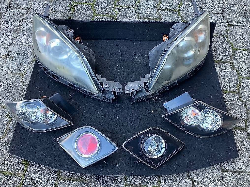 Fari: Frontscheinwerfer / Rücklichter: Mazda 3 (2003-2009) – Usato da Niederteufen venduto da F.J.big
