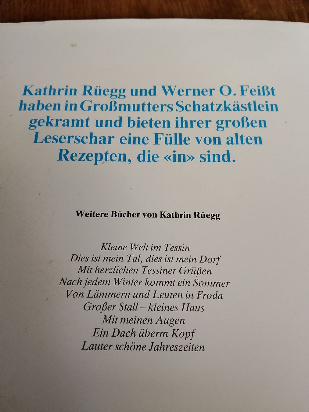 Bücher: was die Großmutter noch wußte  – Gebraucht aus Volken von katz5 9