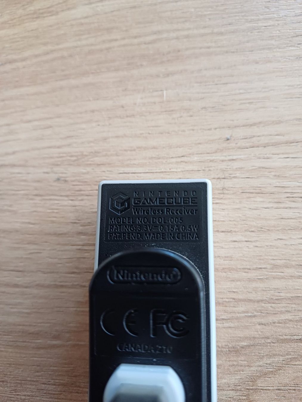 Nintendo Laufwerke & Adapter: ADAPTER WIRELESS FUR WAVEBIRD CONTROLER NINTENDO GAMECUBE – Gebraucht aus Villars-le-Terroir von  2