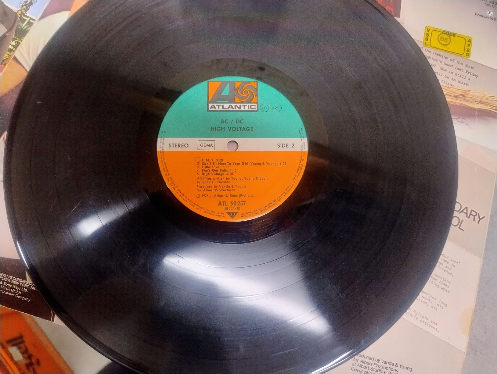 Dischi in vinile: Lot vinyles d AC/DC  – Usato da Martigny venduto da jul_7s5x 4