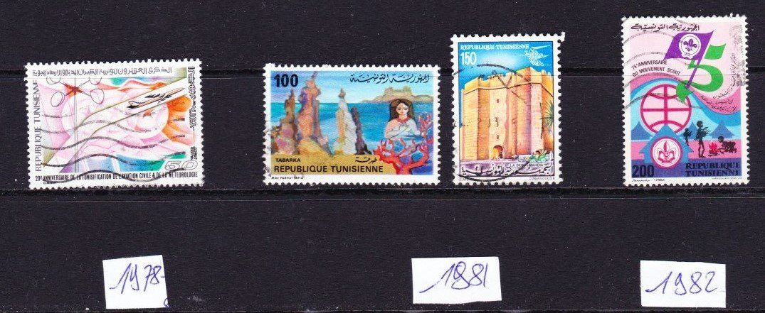 Tutti i francobolli: 4 timbres TUNISIE - 1978-82 - Obl. – Usato da Blonay venduto da Leglaude_01
