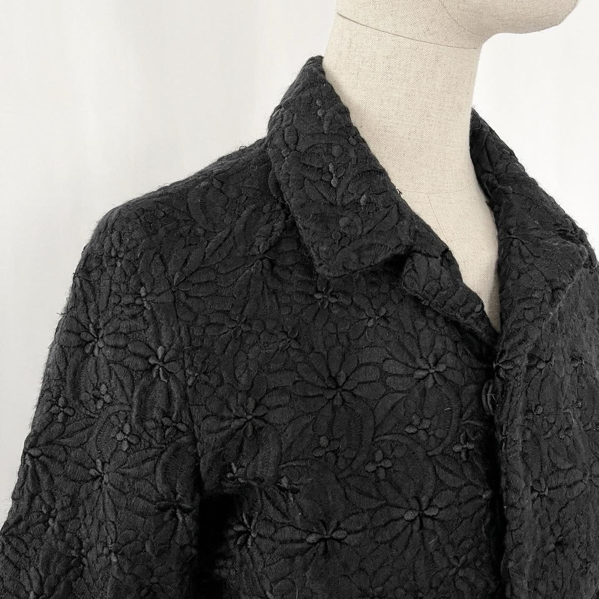 Comme Des Garcons Giacche: COMME DES GARCONS Black Lace Jacket – Nuovo (secondo la descrizione) da Emmen venduto da Avviivva_Com2023 1